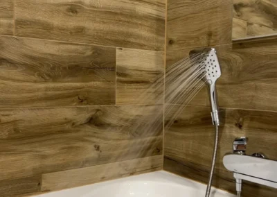 Kompletní rekonstrukce koupelny a samostatného WC