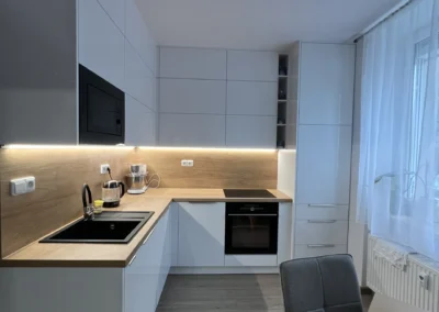Kompletní rekonstrukce kuchyně v Plzni na Slovanech